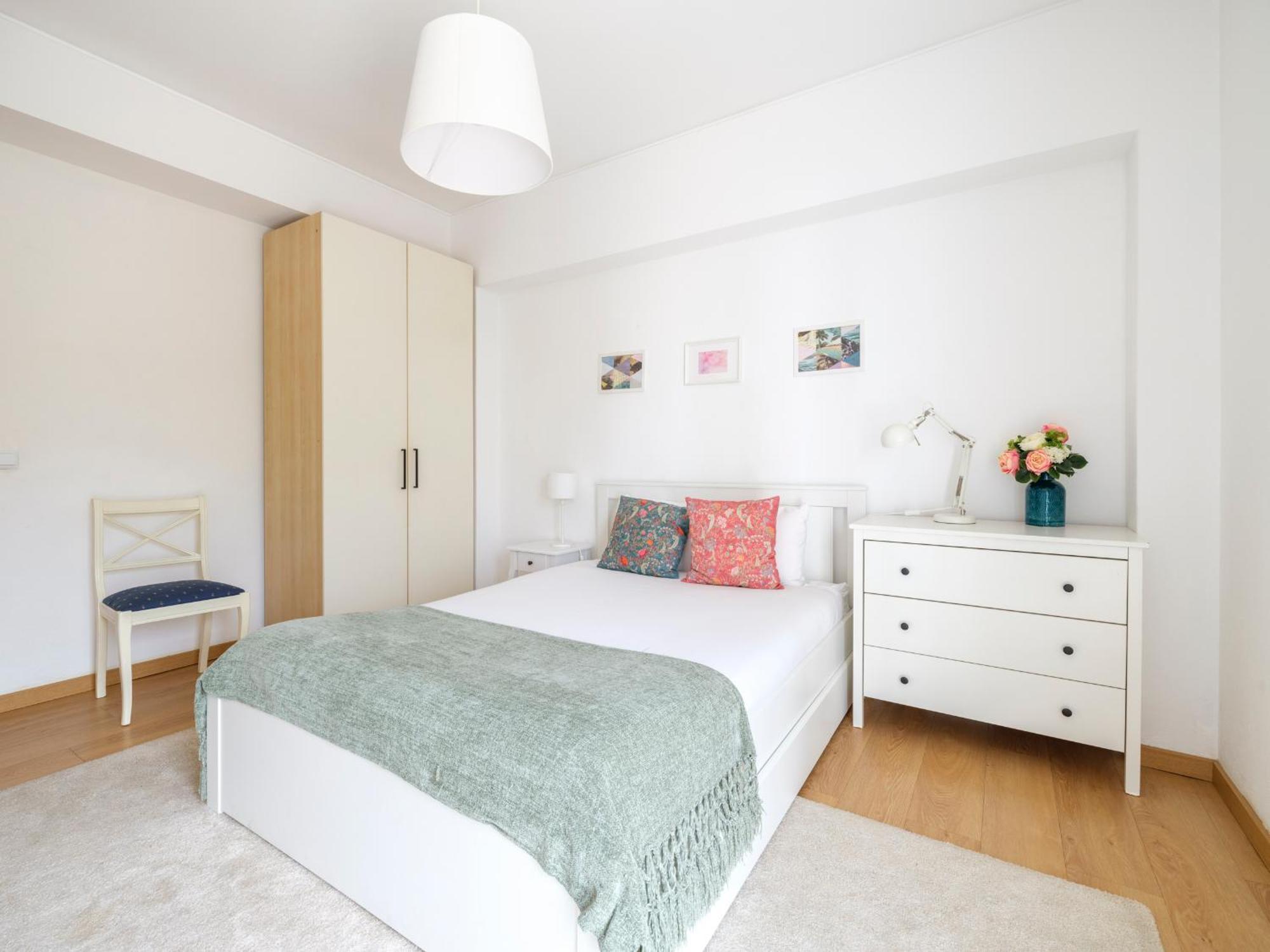 Olivais Spacious Apartment Near Airport Lisbon Luaran gambar