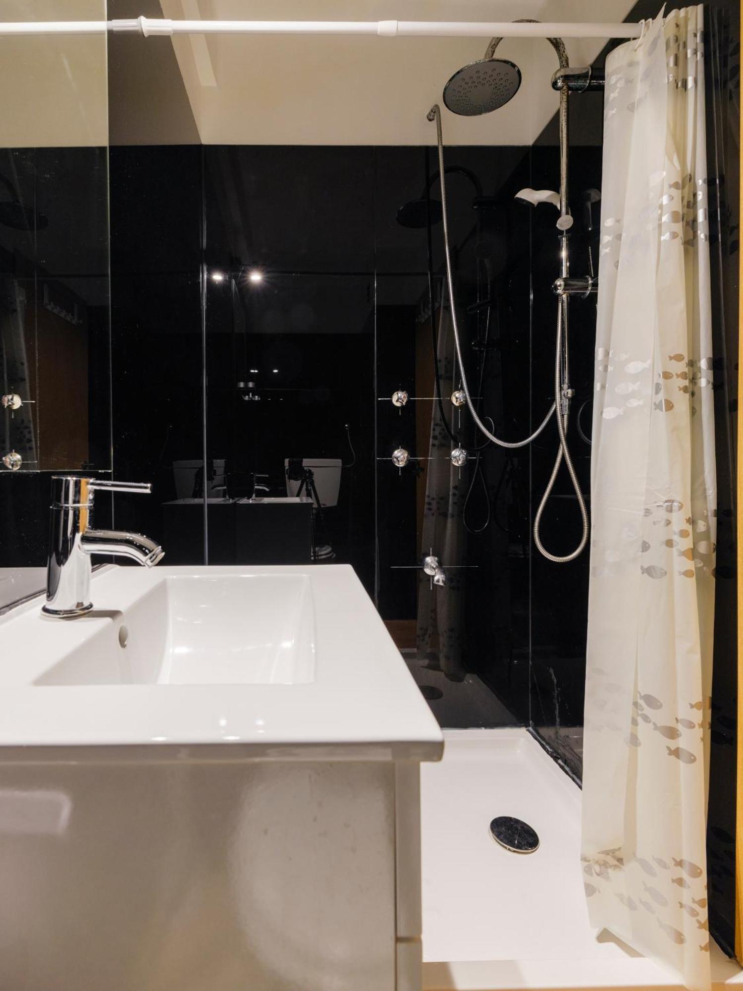 Olivais Spacious Apartment Near Airport Lisbon Luaran gambar